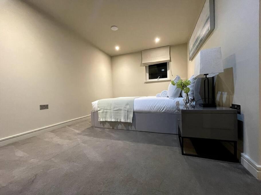 Апартаменты 2Br Urban Vista Retreat Chcl F7 Чигуэлл Экстерьер фото
