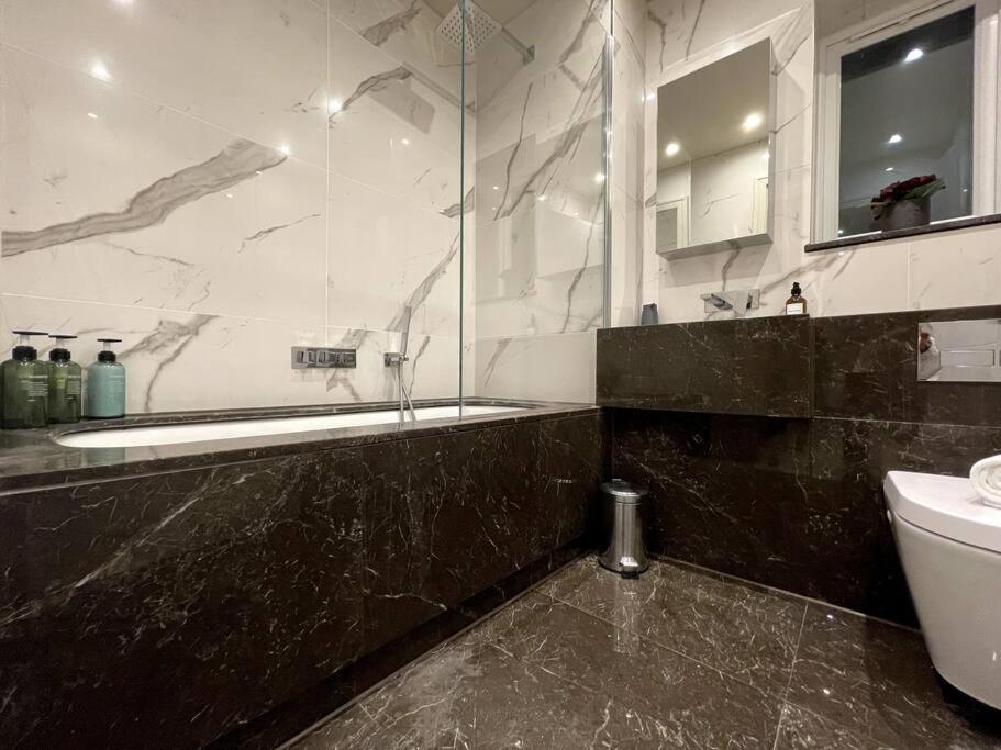 Апартаменты 2Br Urban Vista Retreat Chcl F7 Чигуэлл Экстерьер фото