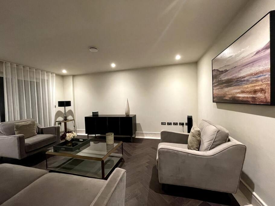 Апартаменты 2Br Urban Vista Retreat Chcl F7 Чигуэлл Экстерьер фото